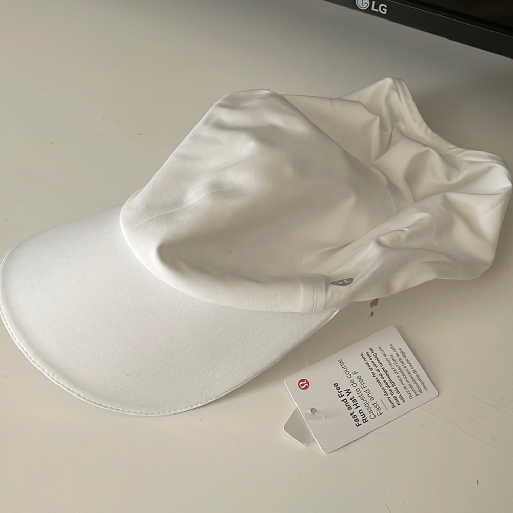 Lululemon hat